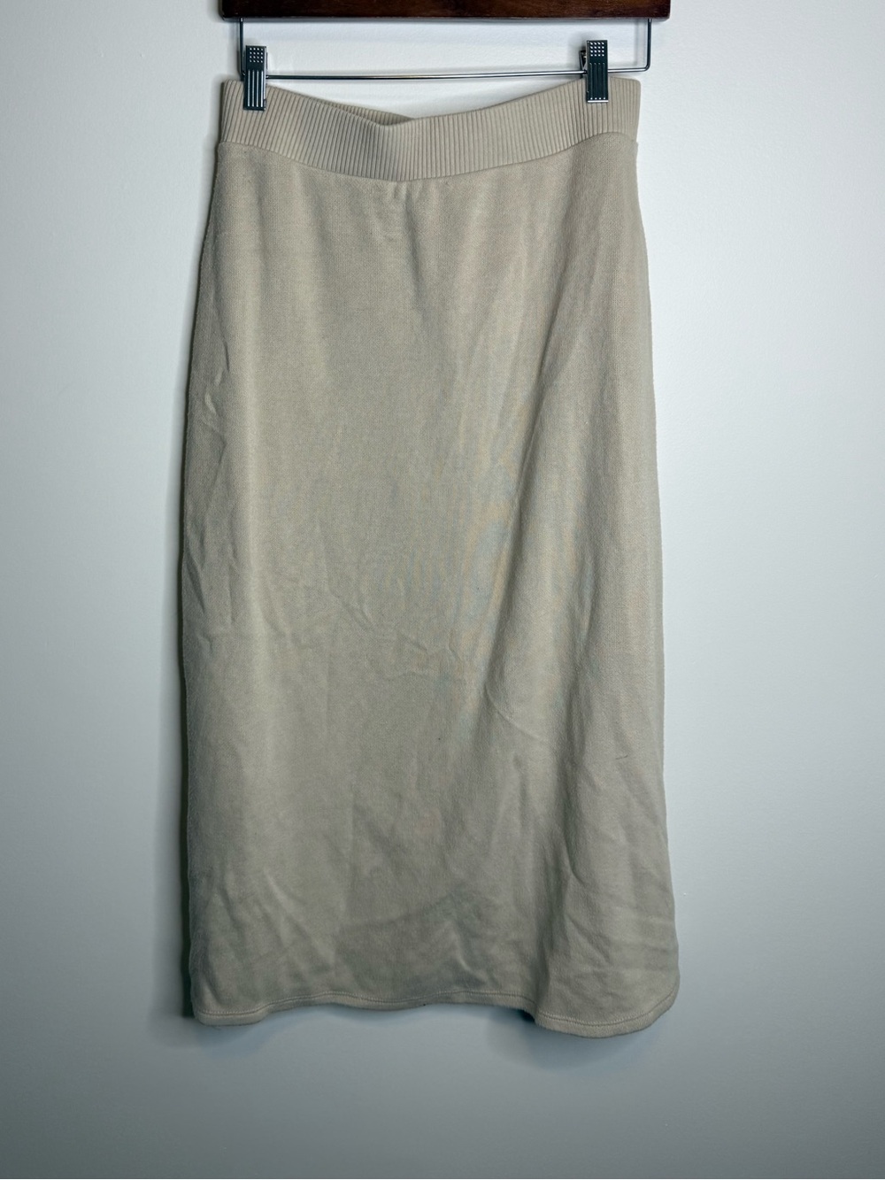 Zara Beige Knit Midi Skirt size medium